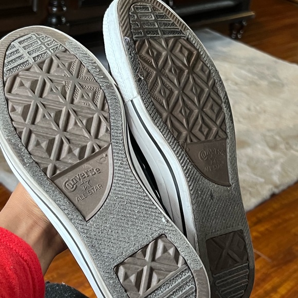 Chuck Taylor’s - Picture 5 of 5